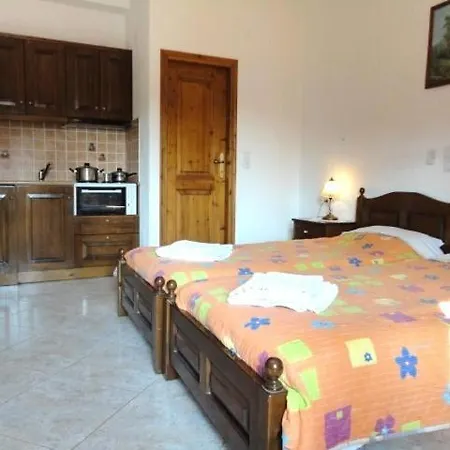 شقة Yellow Stella سكوبيلوس تاون